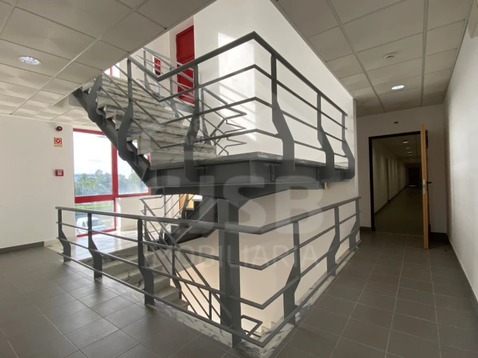 Escritório para Arrendamento em Samora Correia Foto 8