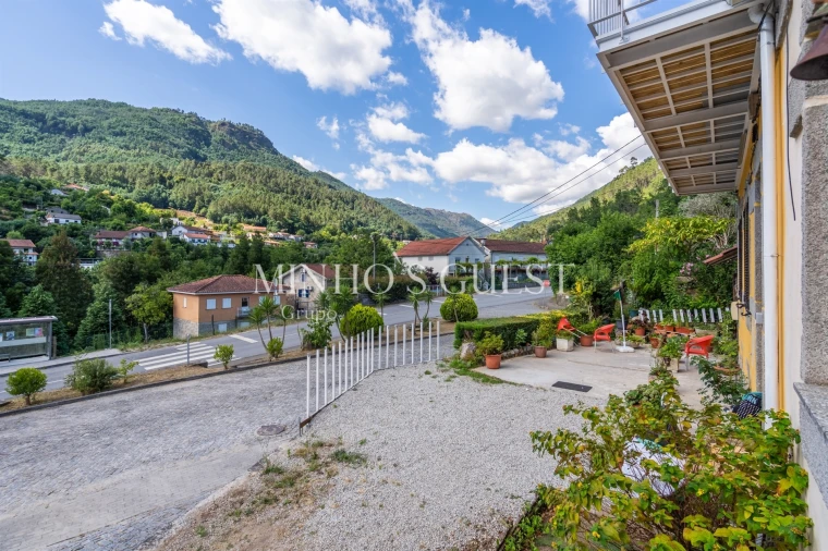 Moradia T2 para Venda em Vilar da Veiga Foto 2