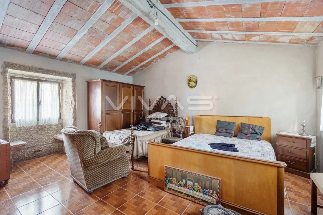 Quinta T0 para Venda em Bouro (Santa Marta) Foto 26