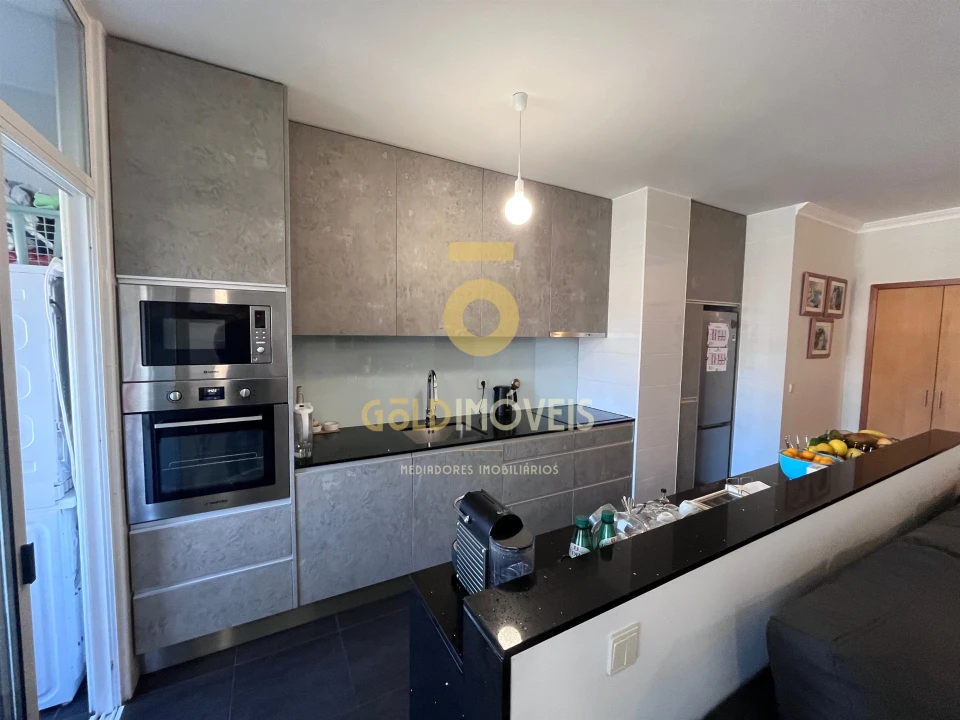 Apartamento T2 para Venda em Canelas Foto 5