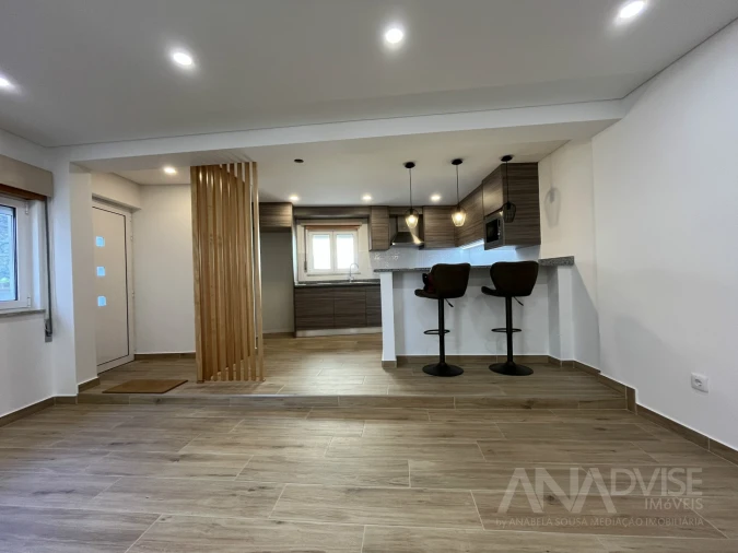 Moradia T2 para Venda em Santos Evos Foto 1