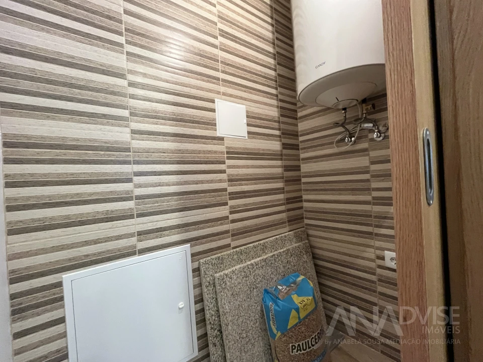 Moradia T2 para Venda em Santos Evos Foto 5