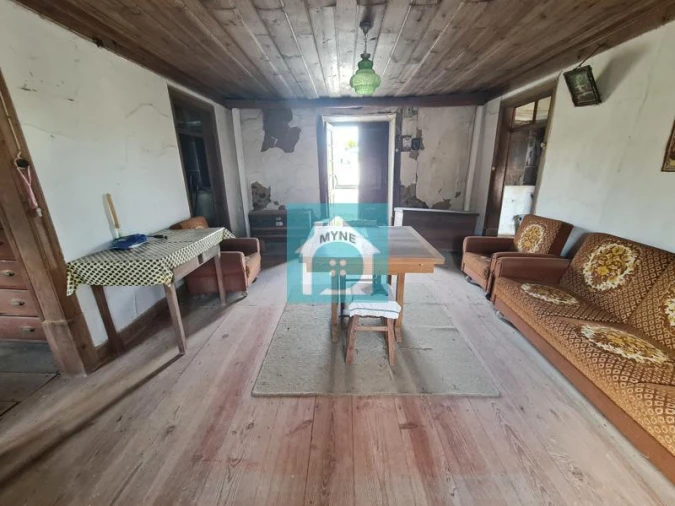 Moradia T2 para Venda em Cela Foto 5