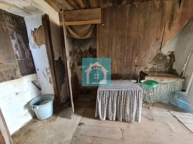 Moradia T2 para Venda em Cela Foto 8