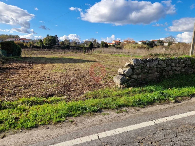 Terreno para Venda em Mazedo e Cortes
