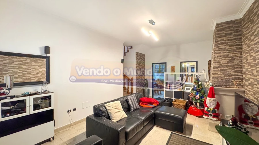 Moradia T3 para Venda em Samora Correia Foto 4