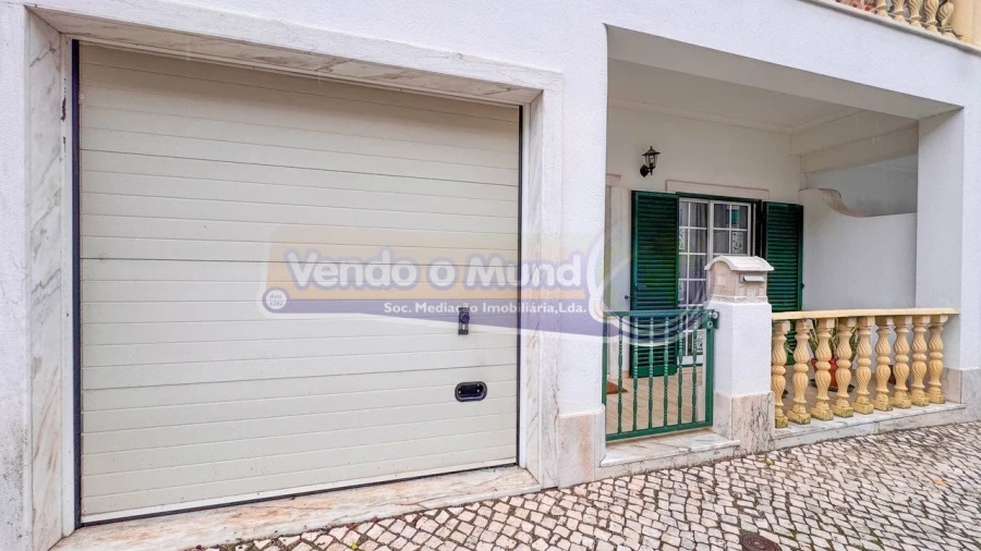 Moradia T3 para Venda em Samora Correia Foto 1