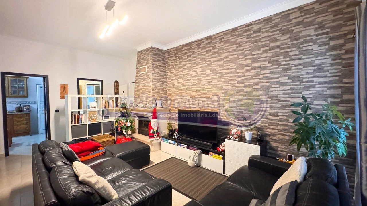 Moradia T3 para Venda em Samora Correia Foto 2