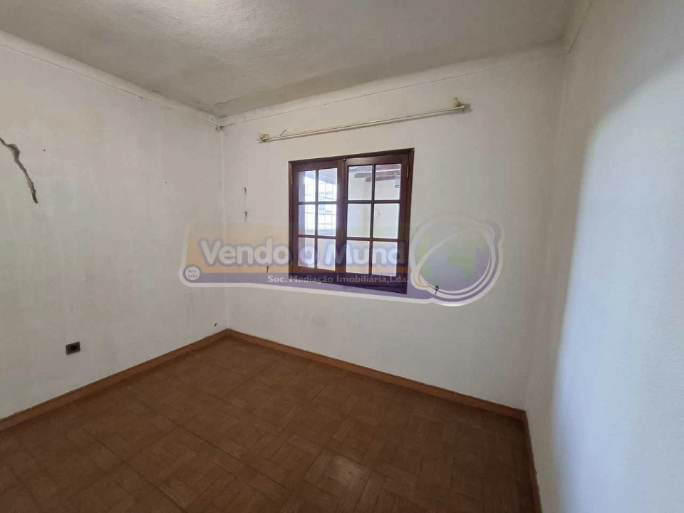 Moradia T3 para Venda em Benavente Foto 17