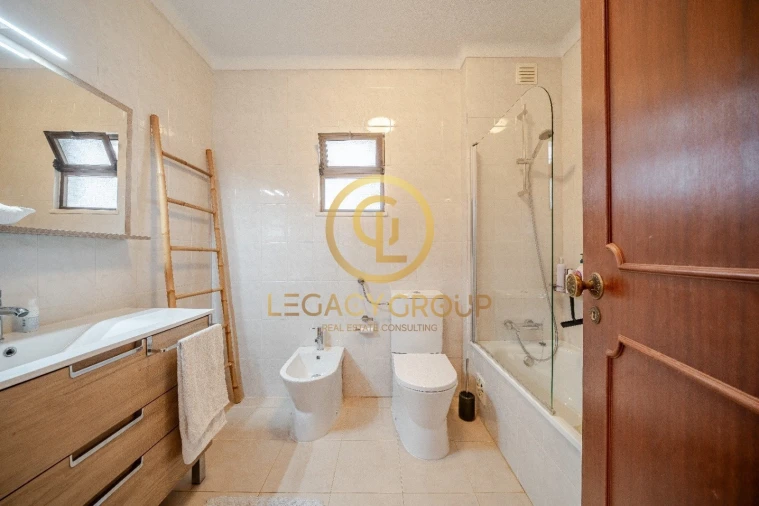 Apartamento T2 para Venda em Armação de Pera Foto 19