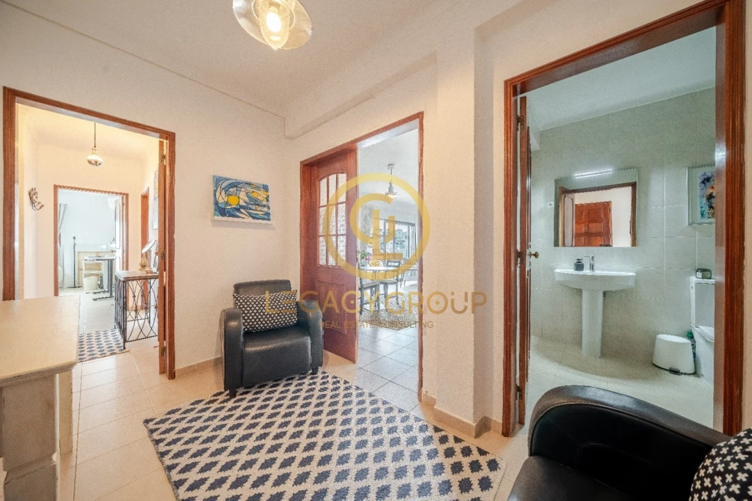 Apartamento T2 para Venda em Armação de Pera Foto 3