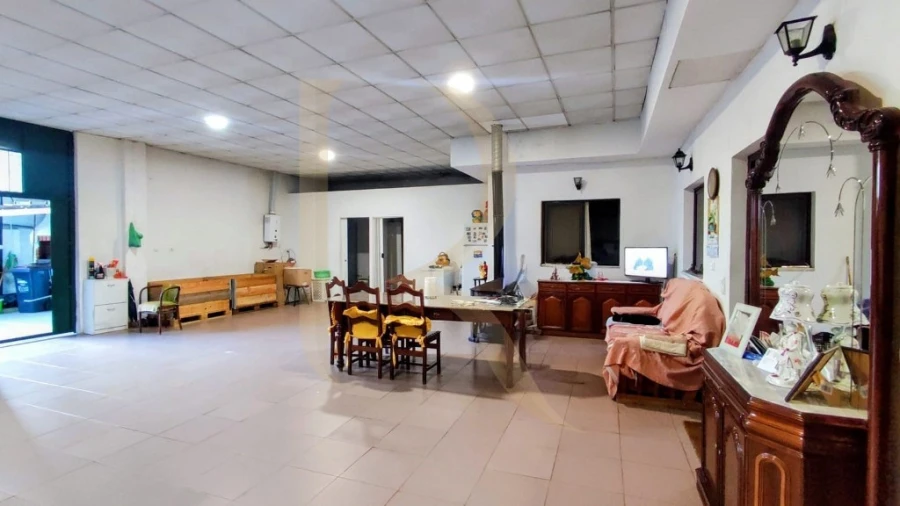 Apartamento T2 para Venda em Barreiro e Lavradio Foto 4