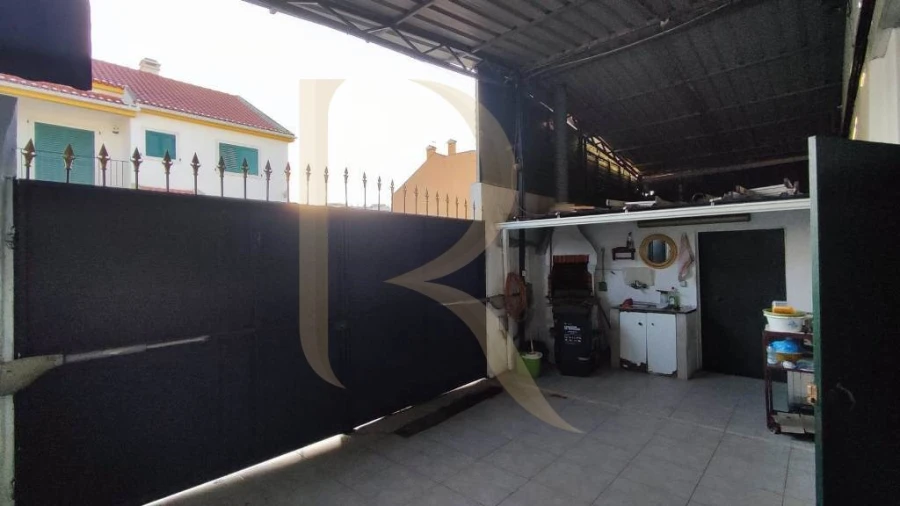 Apartamento T2 para Venda em Barreiro e Lavradio Foto 22