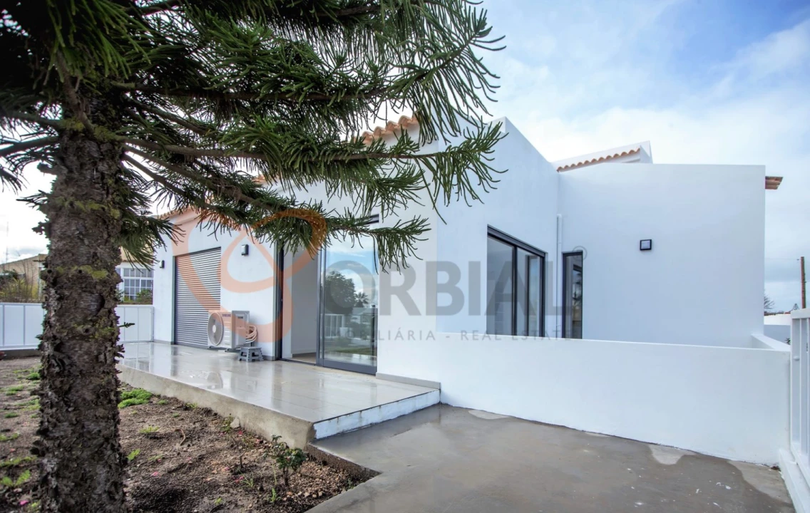 Moradia T6 para Venda em Albufeira e Olhos de Água Foto 53