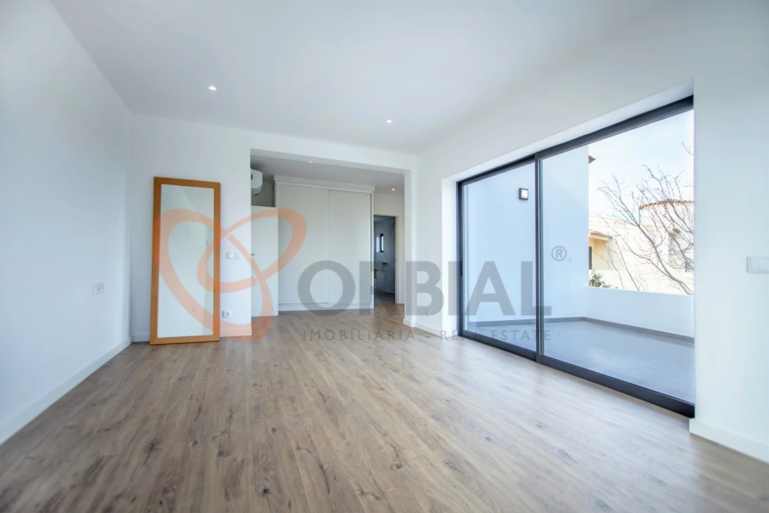Moradia T6 para Venda em Albufeira e Olhos de Água Foto 49