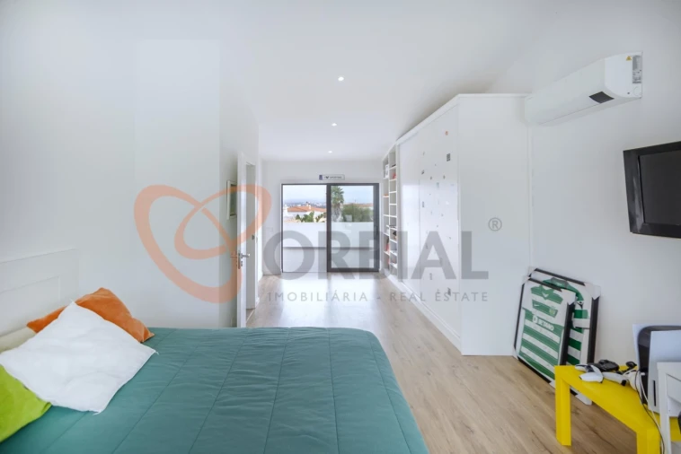 Moradia T6 para Venda em Albufeira e Olhos de Água Foto 19