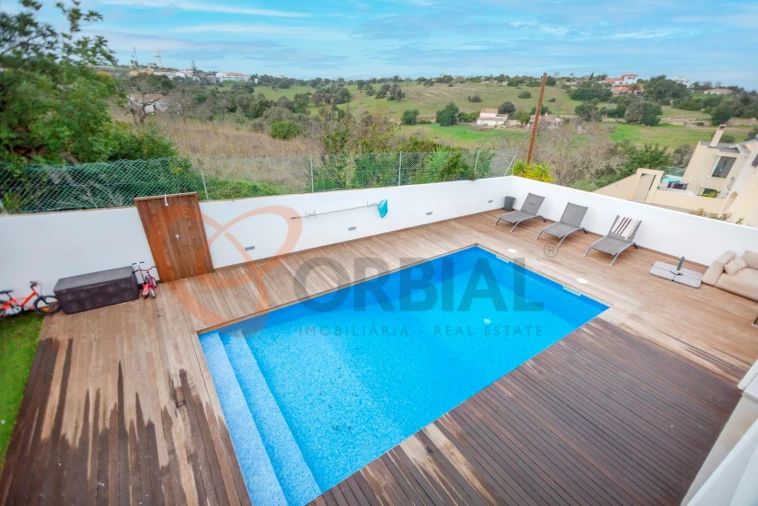 Moradia T6 para Venda em Albufeira e Olhos de Água Foto 7