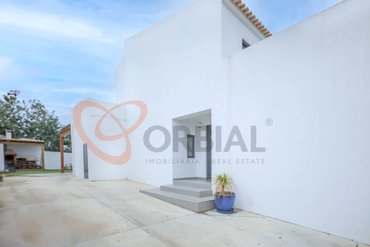 Moradia T6 para Venda em Albufeira e Olhos de Água Foto 52