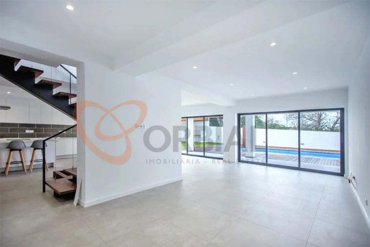 Moradia T6 para Venda em Albufeira e Olhos de Água Foto 63