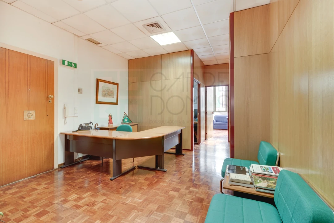 Escritório para Venda em Areeiro Foto 12