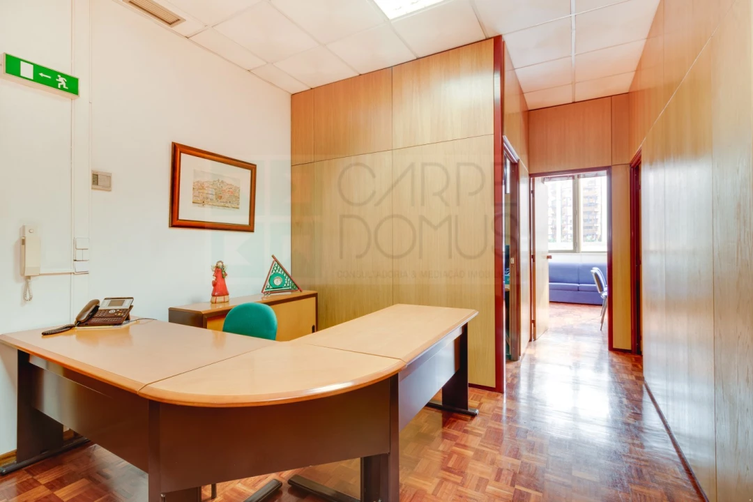 Escritório para Venda em Areeiro Foto 13