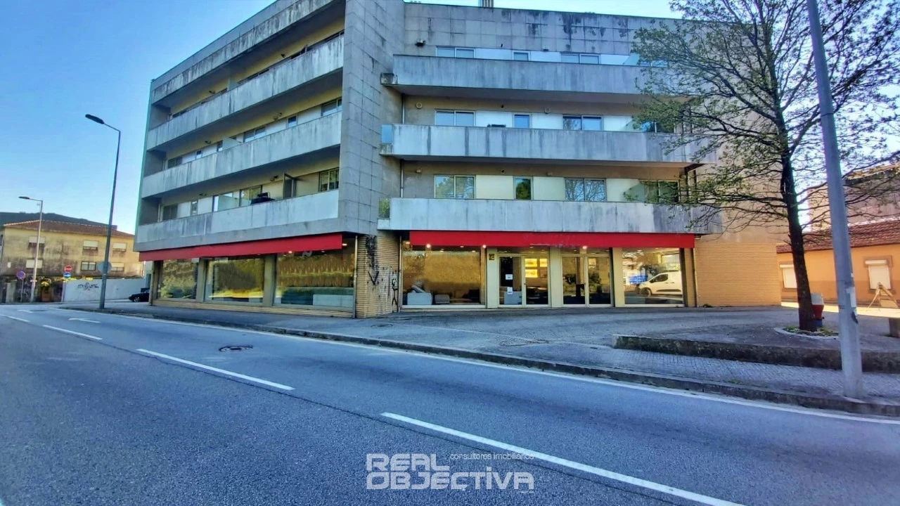 Loja para Arrendamento em Cedofeita, Santo Ildefonso, Sé, Miragaia, São Nicolau e Vitória Foto 14