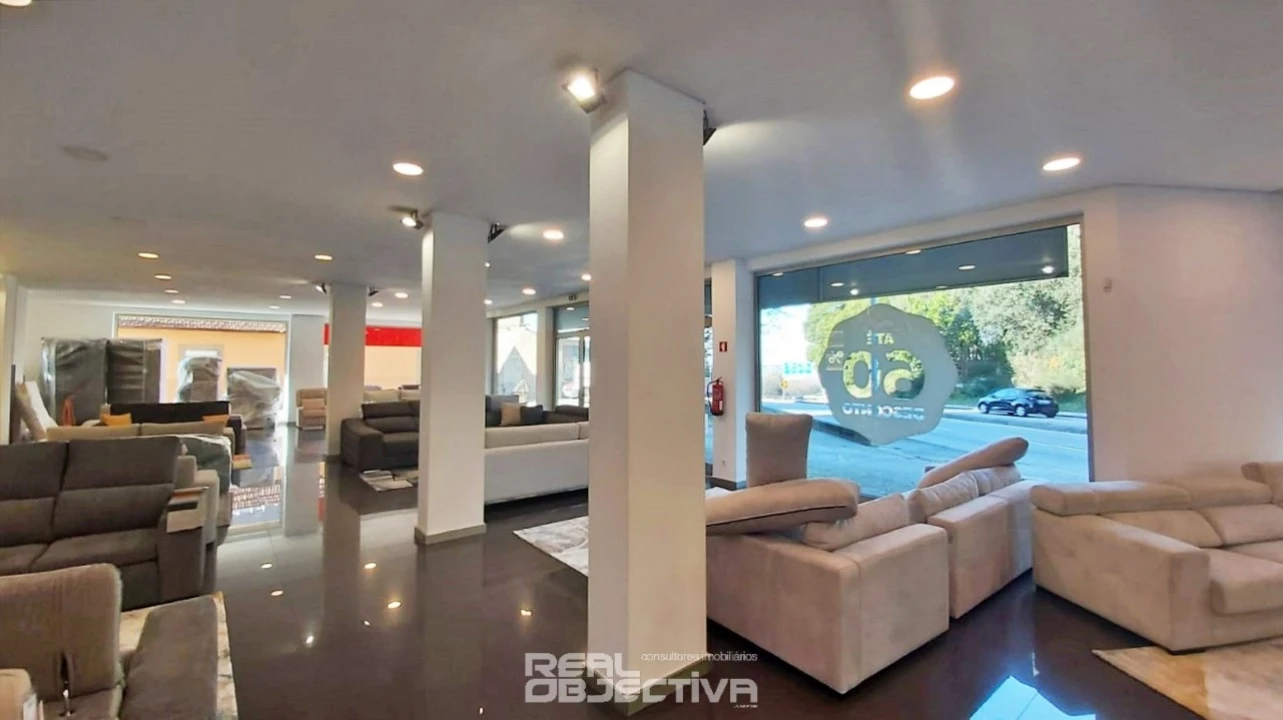 Loja para Arrendamento em Cedofeita, Santo Ildefonso, Sé, Miragaia, São Nicolau e Vitória Foto 6