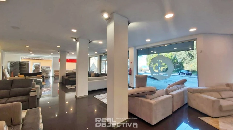 Loja para Arrendamento em Cedofeita, Santo Ildefonso, Sé, Miragaia, São Nicolau e Vitória Foto 6