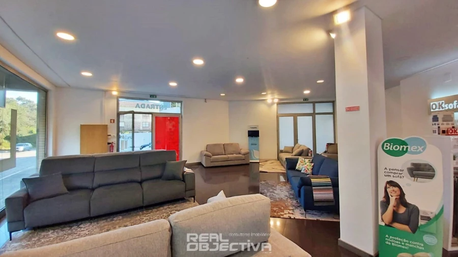 Loja para Arrendamento em Cedofeita, Santo Ildefonso, Sé, Miragaia, São Nicolau e Vitória Foto 10