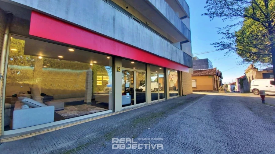 Loja para Arrendamento em Cedofeita, Santo Ildefonso, Sé, Miragaia, São Nicolau e Vitória Foto 17