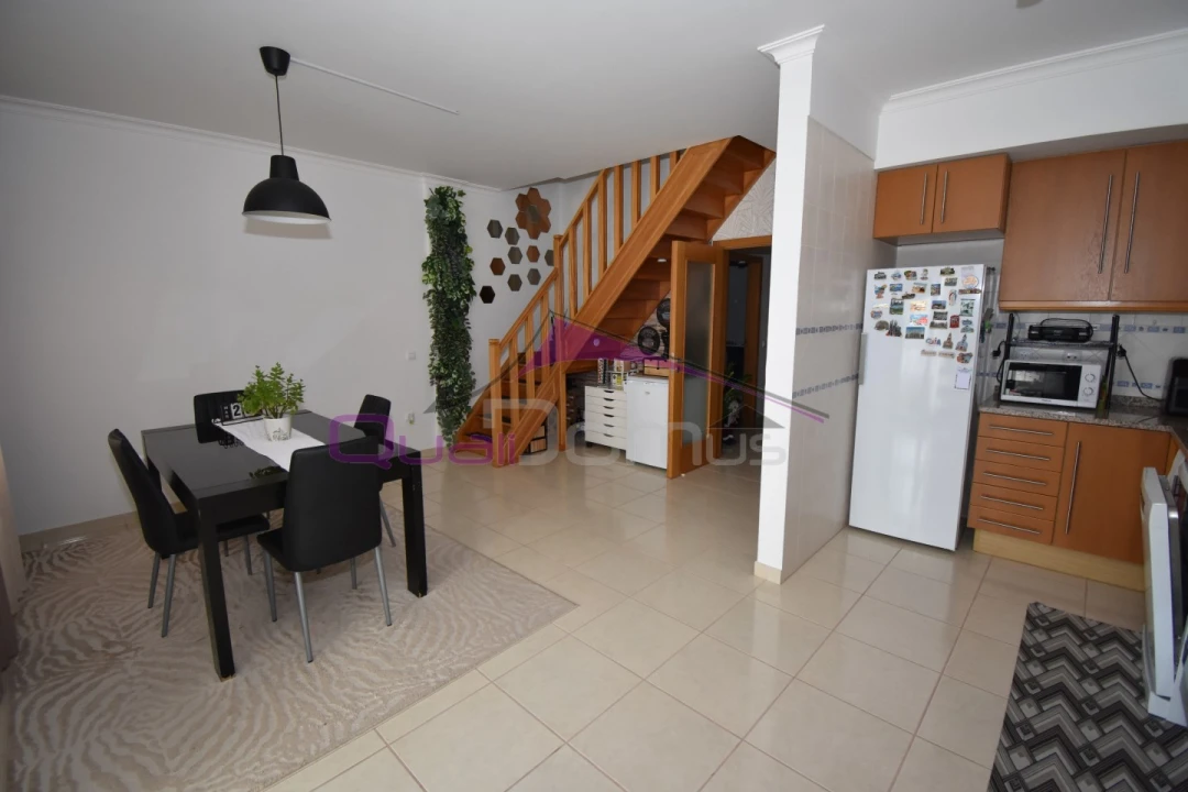 Apartamento T1 para Venda em São João Baptista Foto 2