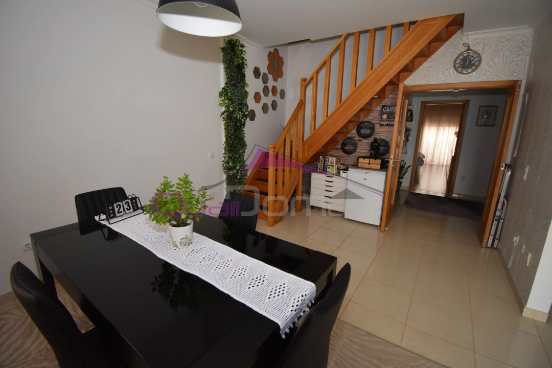 Apartamento T1 para Venda em São João Baptista Foto 3