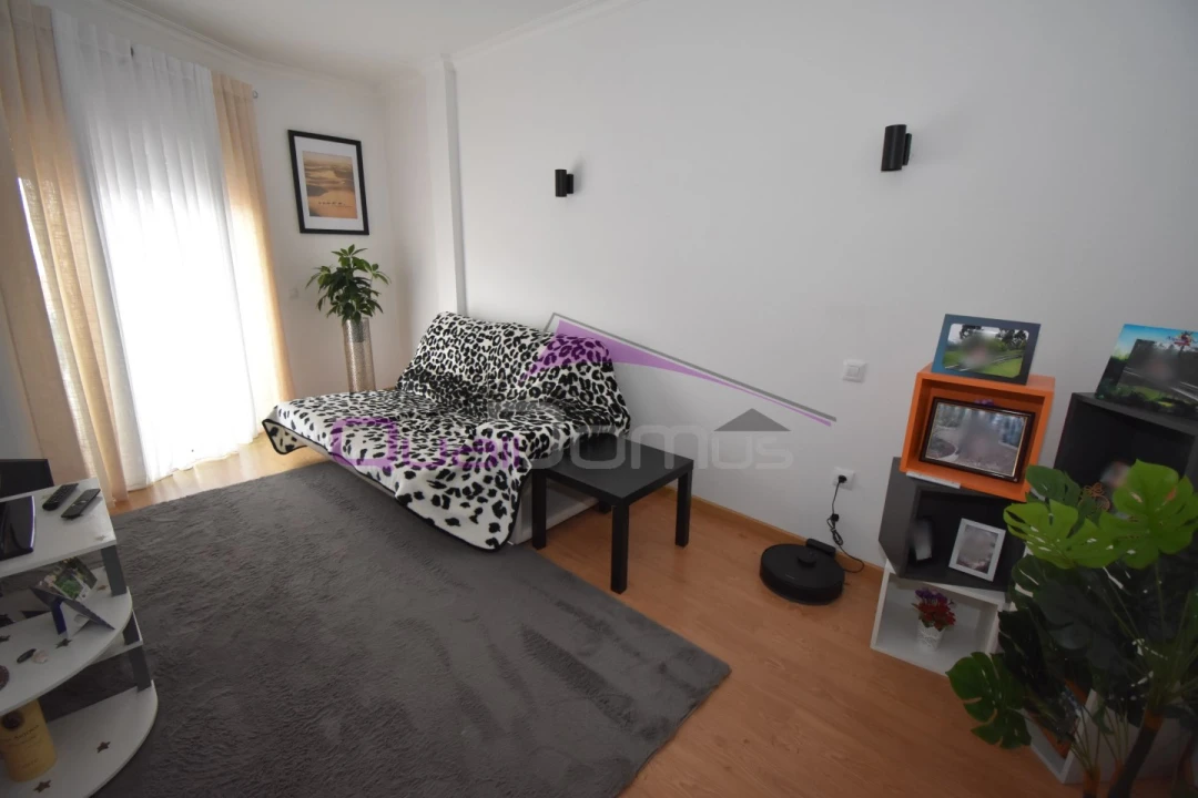 Apartamento T1 para Venda em São João Baptista Foto 16