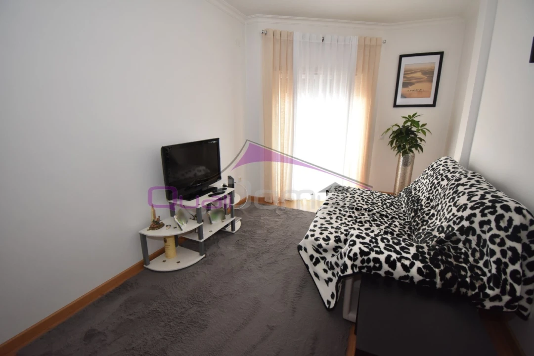 Apartamento T1 para Venda em São João Baptista Foto 18