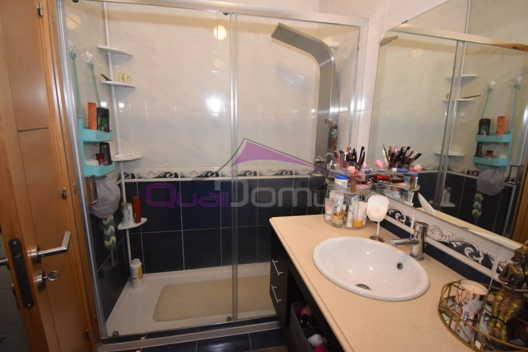 Apartamento T1 para Venda em São João Baptista Foto 19