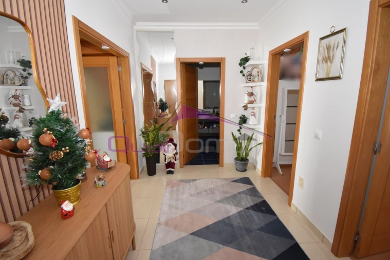 Apartamento T1 para Venda em São João Baptista Foto 9