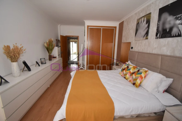 Apartamento T1 para Venda em São João Baptista Foto 13