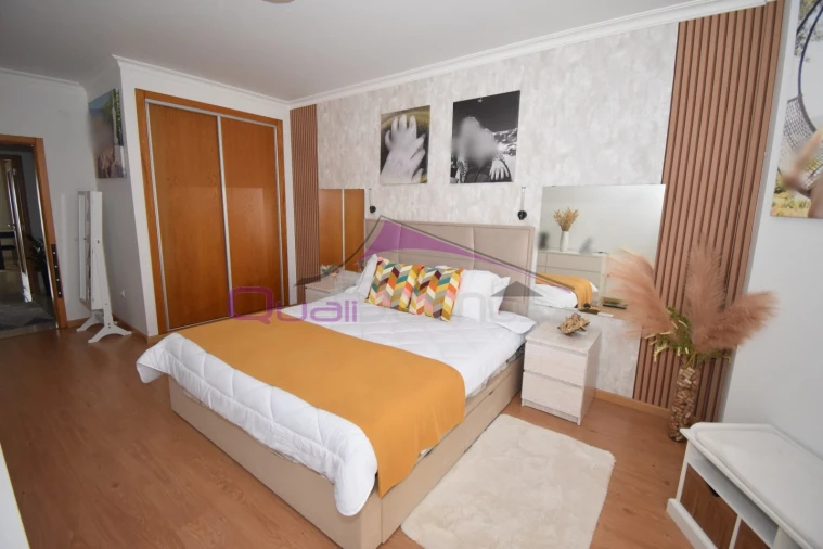 Apartamento T1 para Venda em São João Baptista Foto 14