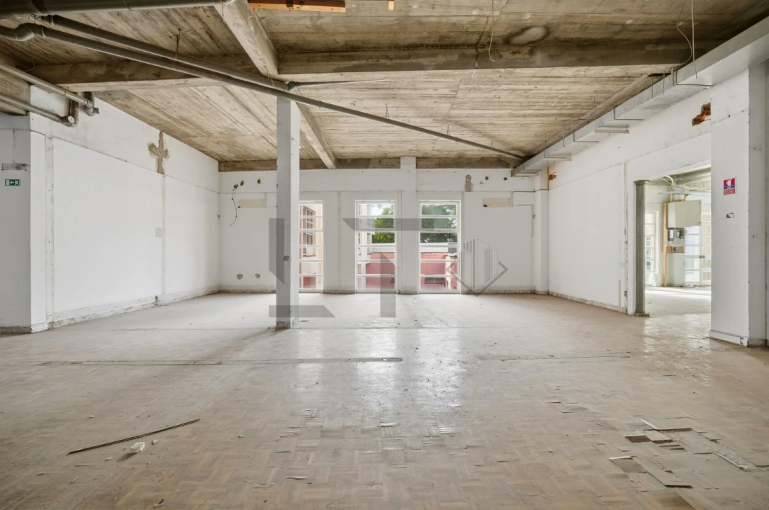 Loja para Arrendamento em Algés, Linda-A-Velha e Cruz Quebrada-Dafundo Foto 2