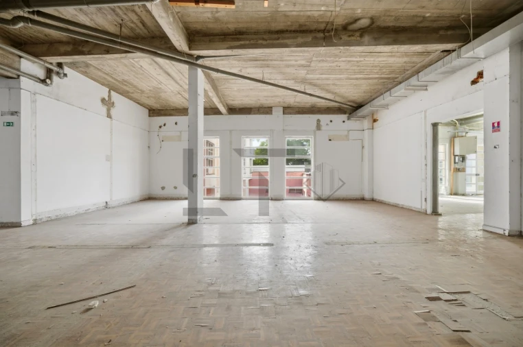 Loja para Arrendamento em Algés, Linda-A-Velha e Cruz Quebrada-Dafundo Foto 2