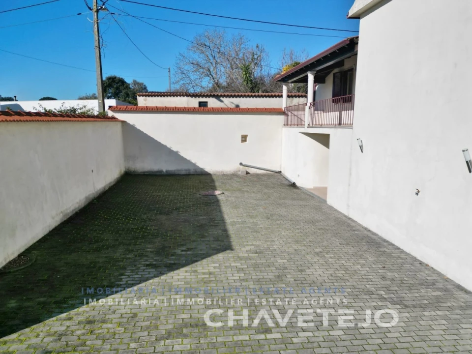 Moradia T3 para Venda em Serra e Junceira Foto 81