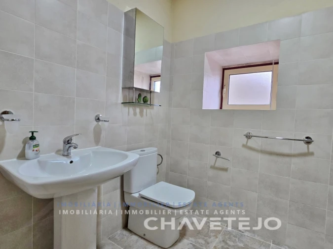 Moradia T3 para Venda em Serra e Junceira Foto 36