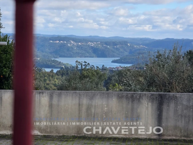 Moradia T3 para Venda em Serra e Junceira Foto 7