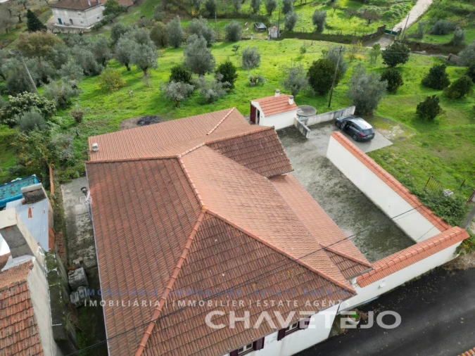 Moradia T3 para Venda em Serra e Junceira Foto 74