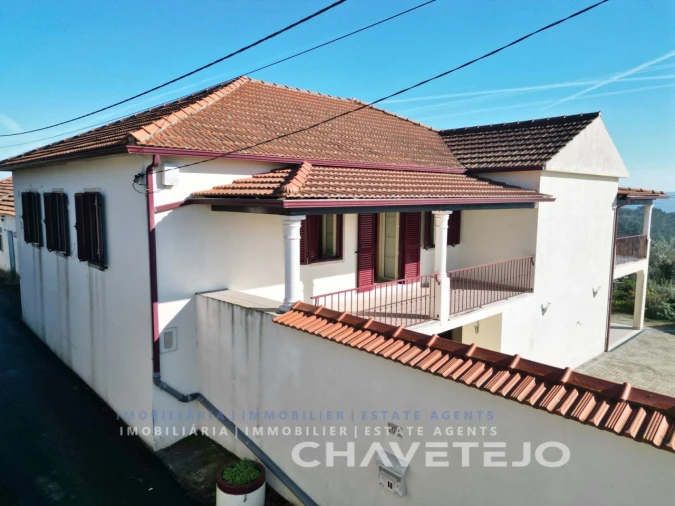 Moradia T3 para Venda em Serra e Junceira Foto 5