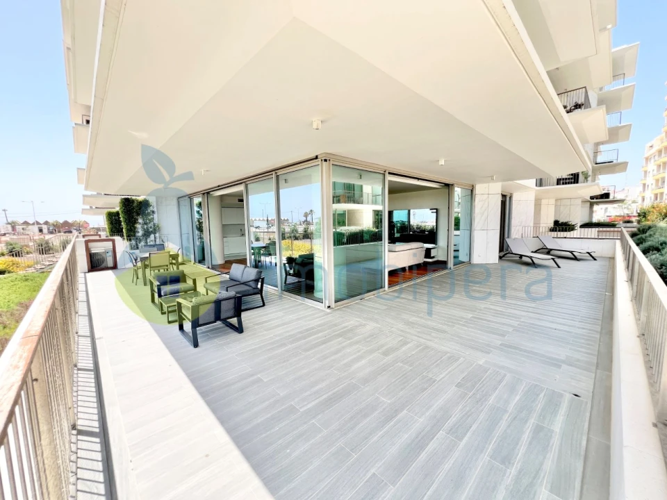 Apartamento T2 para Venda em Armação de Pera Foto 1