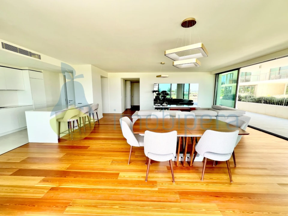 Apartamento T2 para Venda em Armação de Pera Foto 13