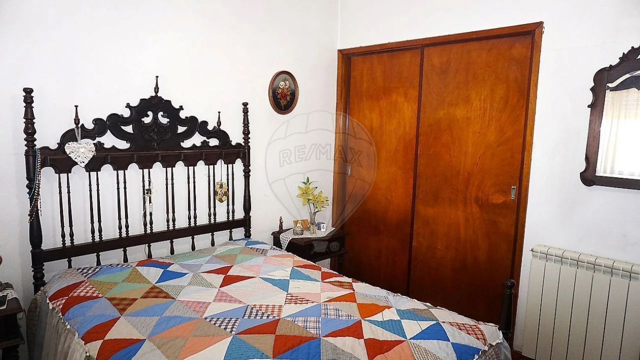 Moradia T5 para Venda em Tamengos, Aguim e Óis do Bairro Foto 9