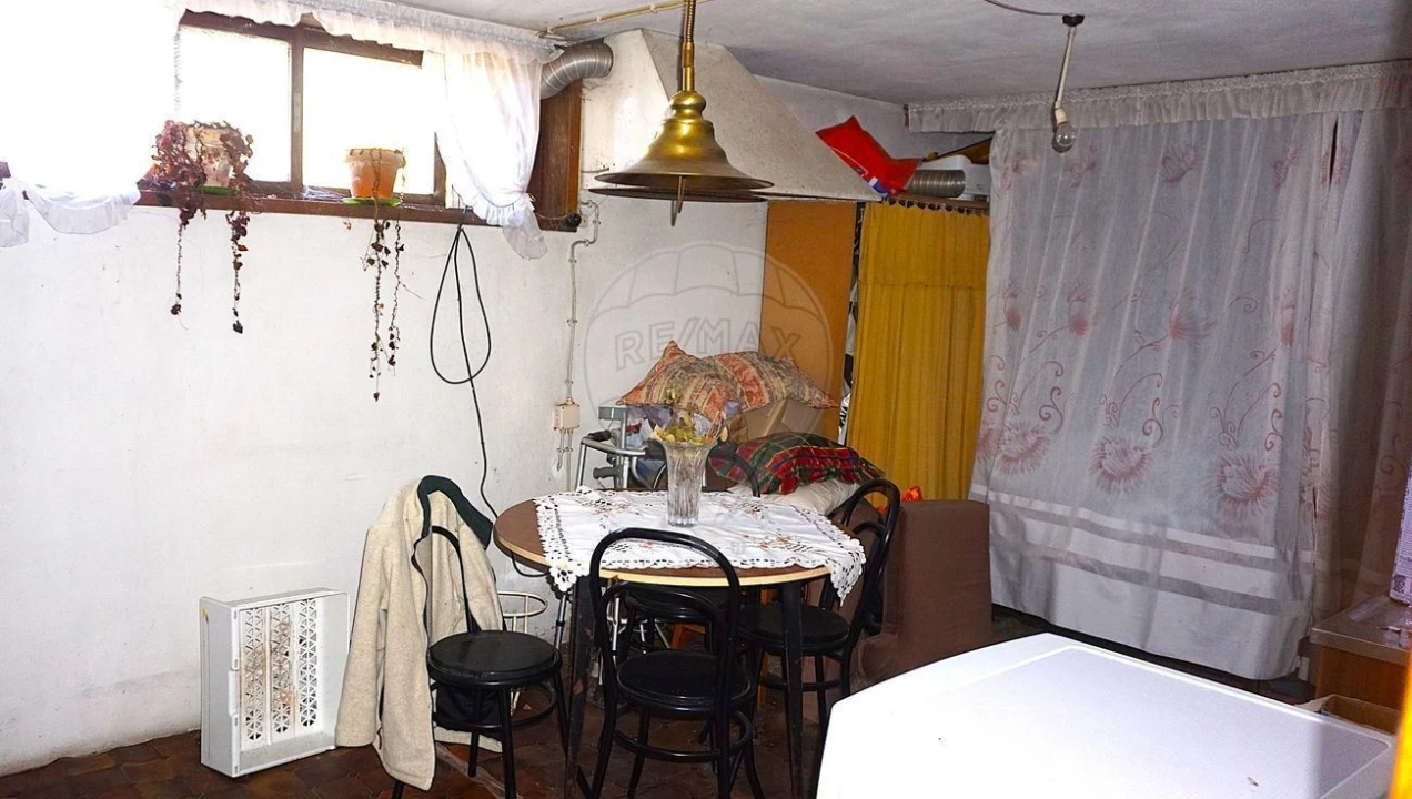 Moradia T5 para Venda em Tamengos, Aguim e Óis do Bairro Foto 17