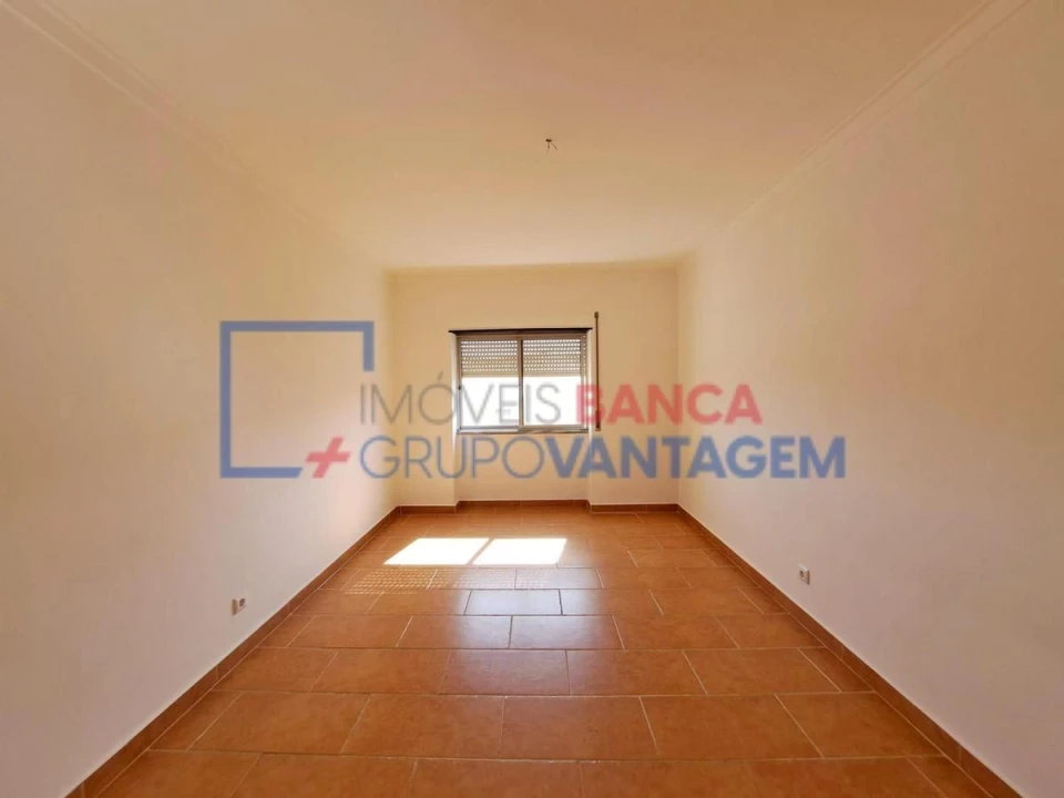 Apartamento T1 para Venda em Alto do Seixalinho, Santo André e Verderena Foto 2